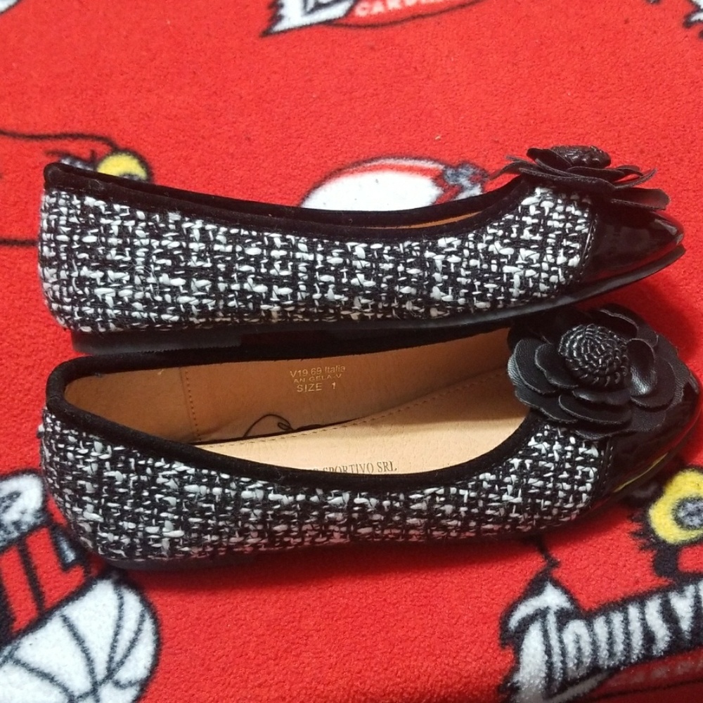 Versace Shoe - Picture 2 of 4